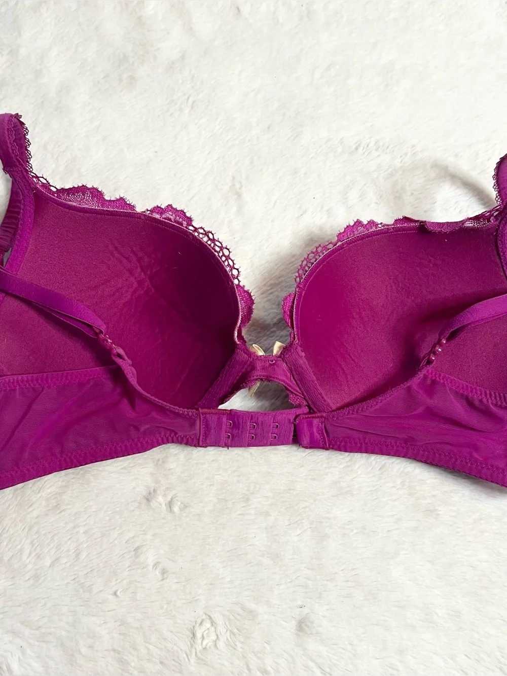 Body by Victoria Fuchsia Lace Push-Up Bra Size 34C